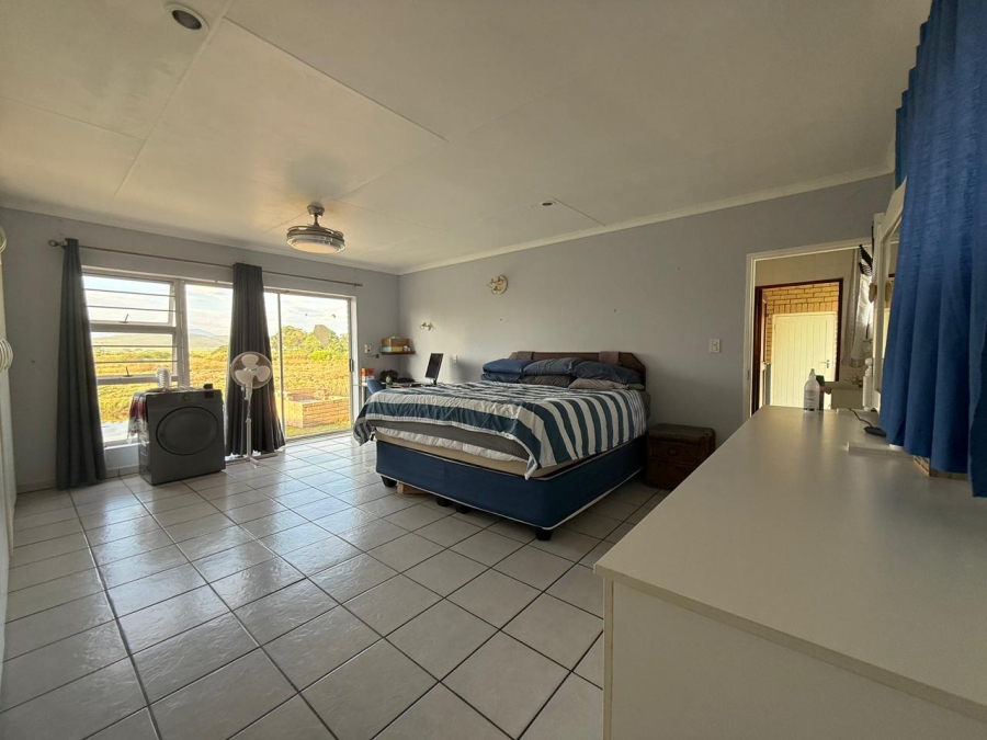 4 Bedroom Property for Sale in Riverside Western Cape
